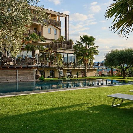 Das Panorama Designhotel Caldaro Exterior photo